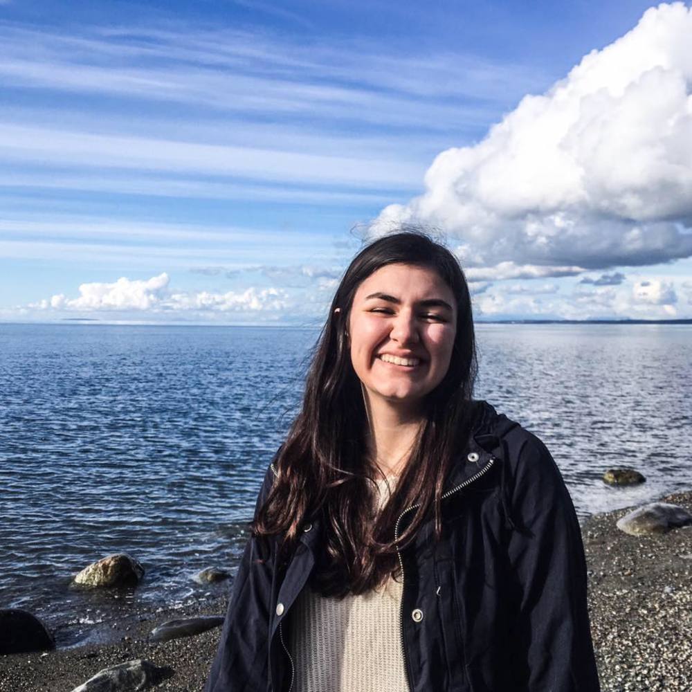 Meet your Posher, Julia